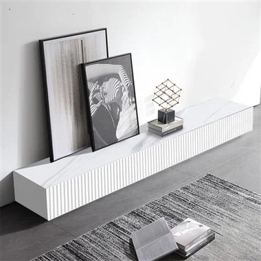 TV omarica z barvnim navpičnim vzorcem